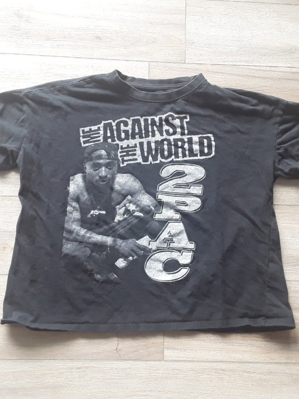 2PAC Me Against the World Cropped Fit Shirt Tupac Shakur Rap Tee Size S/P